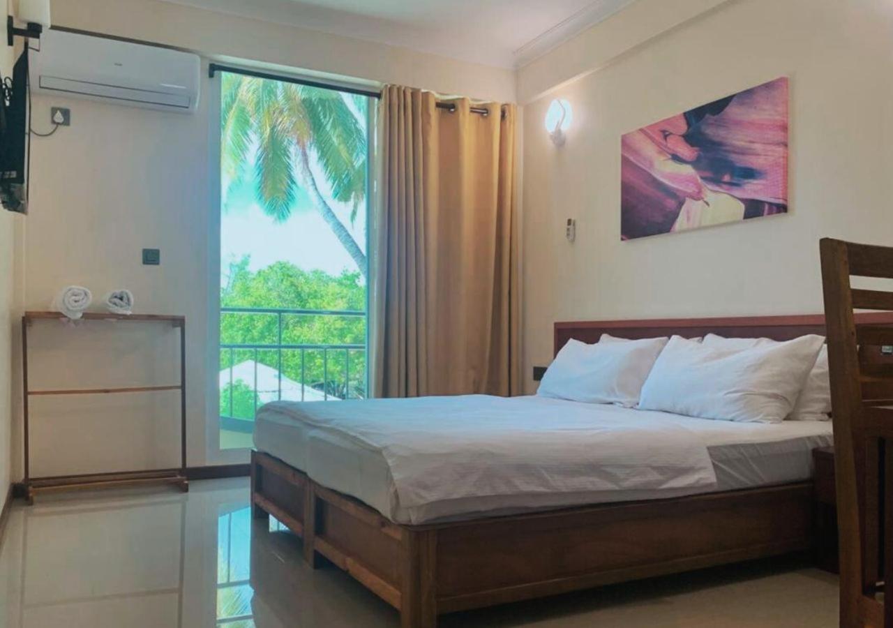 Noah Private Beach House Himmafusi Kültér fotó