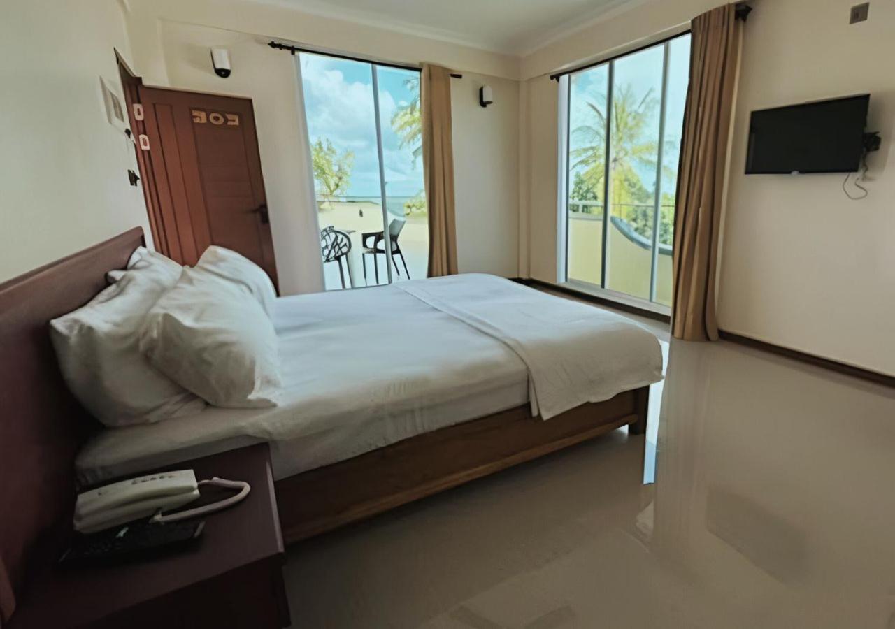 Noah Private Beach House Himmafusi Kültér fotó